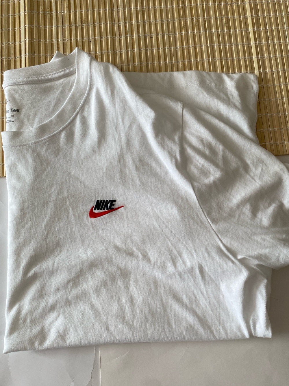 Nike White Short Sleeve Crewneck T-Shirt with Red Swoosh